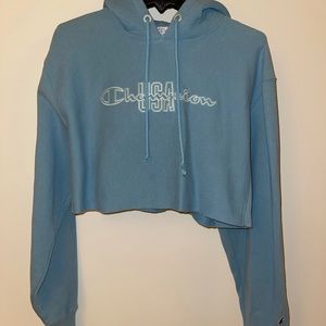 Champion Women’s Reverse Weave Cropped Hoodie